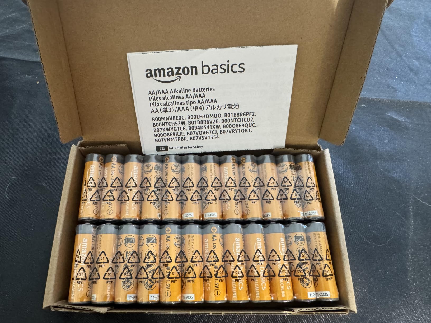 Amazon Basics 48-Pack AA Alkaline High-Performance Batteries, 1.5 Volt, 10-Year Shelf Life, Long-lasting, No Leakage customer photo 1