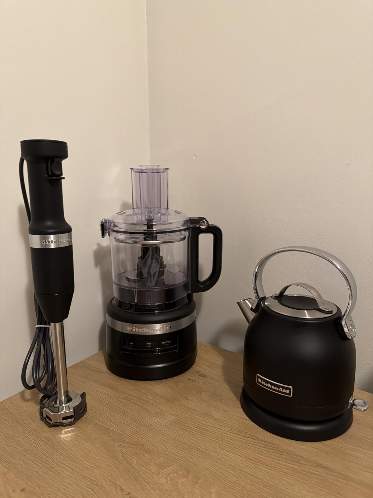 KitchenAid 1.25L Electric Kettle KEK1222, Empire Red customer photo 2