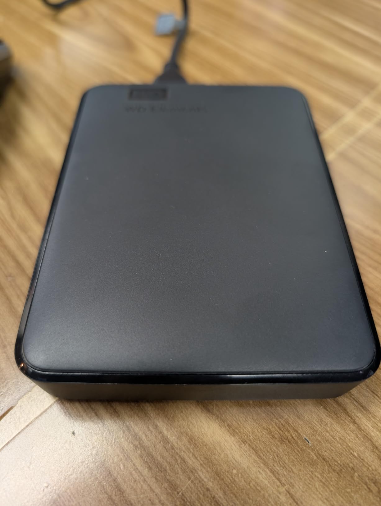 WD 4TB Elements Portable External Hard Drive for Windows, USB 3.2 Gen 1/USB 3.0 for PC & Mac, Plug and Play Ready - ‎WDBU6Y0040BBK-WESN customer photo 2