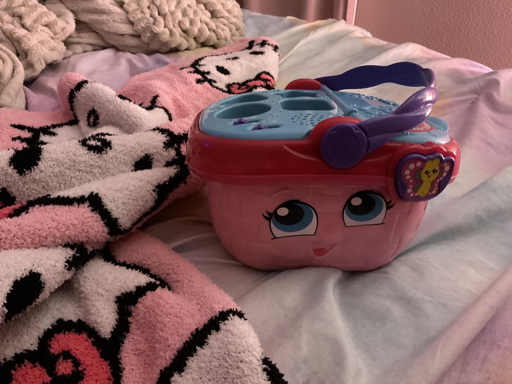 LeapFrog Shapes and Sharing Basket customer photo 2
