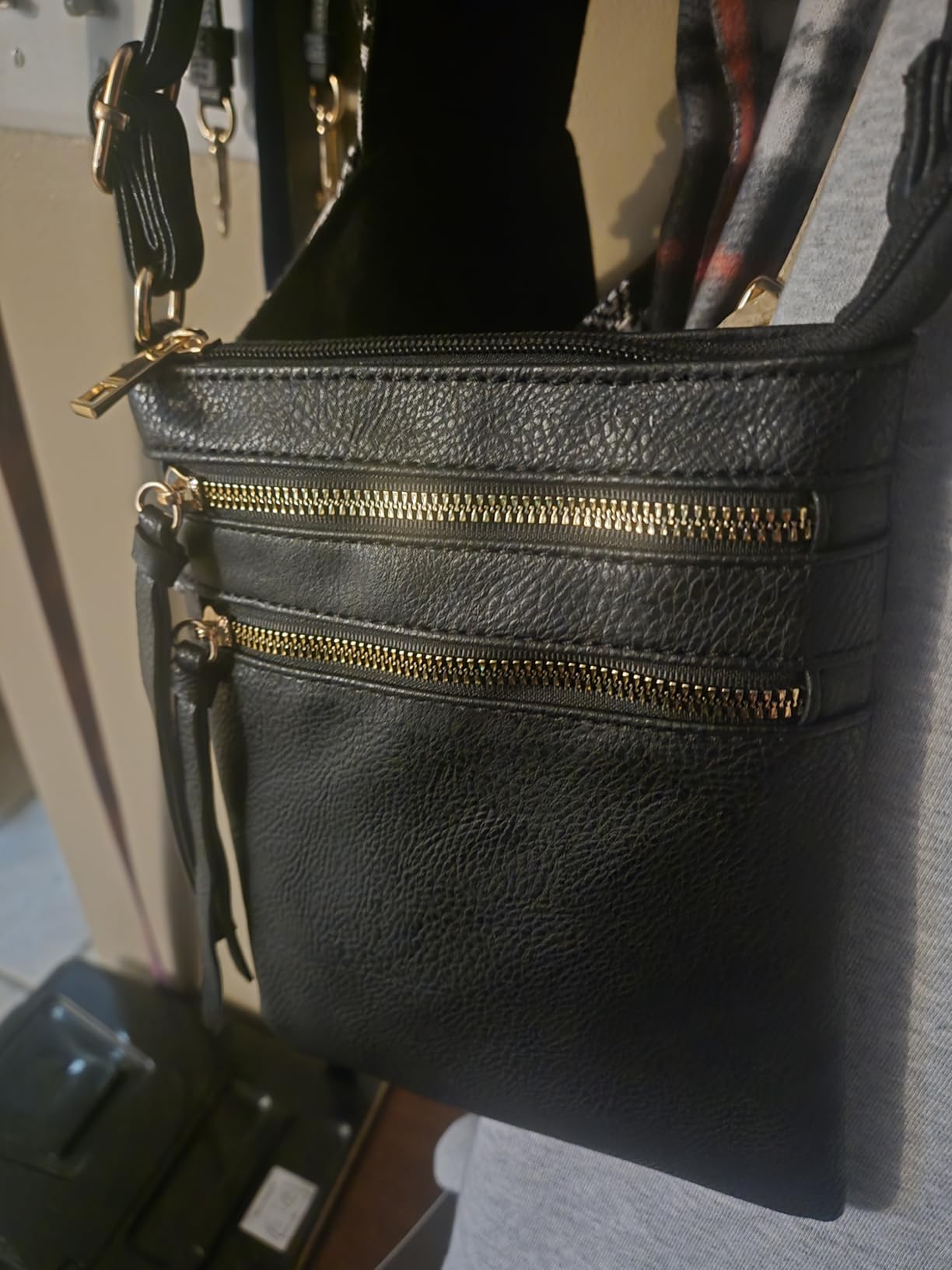 DELUXITY Crossbody Purse Bag Shoulder Bag Multi Pocket Zipper Purse customer photo 1