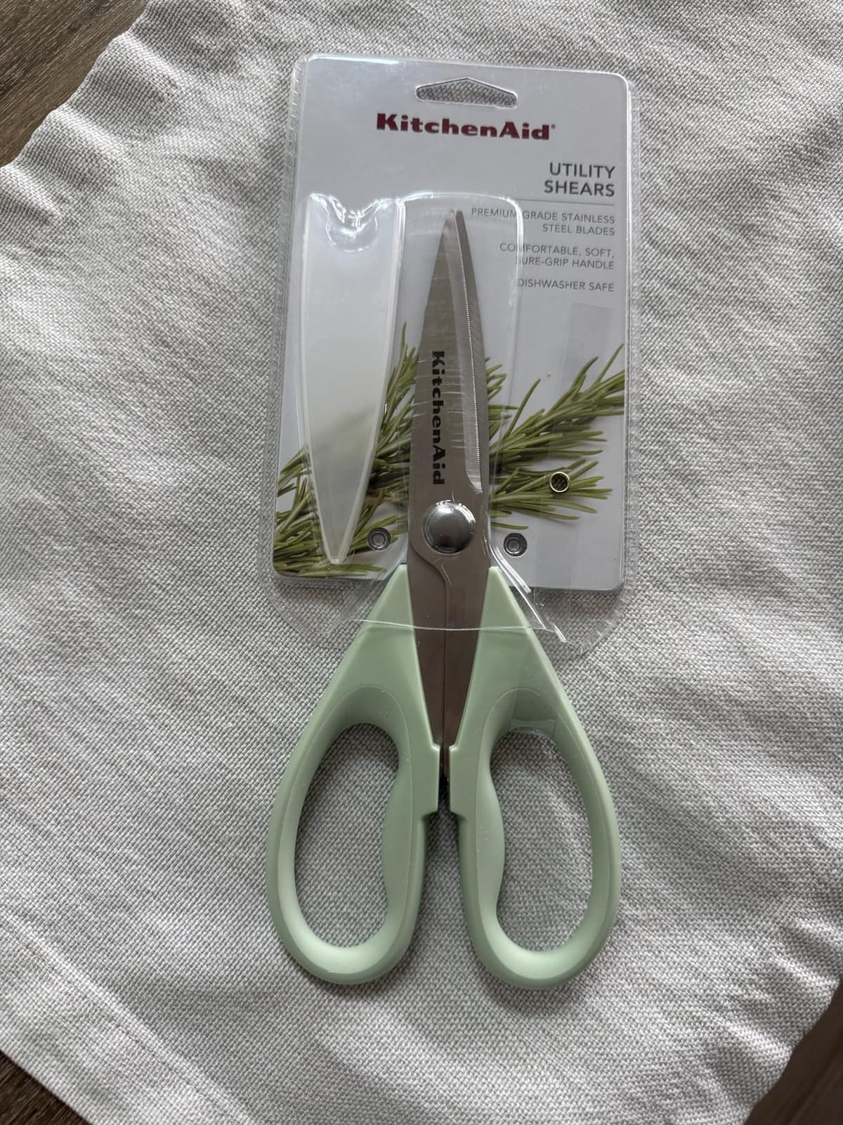 KitchenAid All Purpose Kitchen Shears with Protective Sheath Durable Stainless Steel Scissors, Dishwasher Safe, Soft Grip Comfort Handle, 8.72 Inch, Black customer photo 1