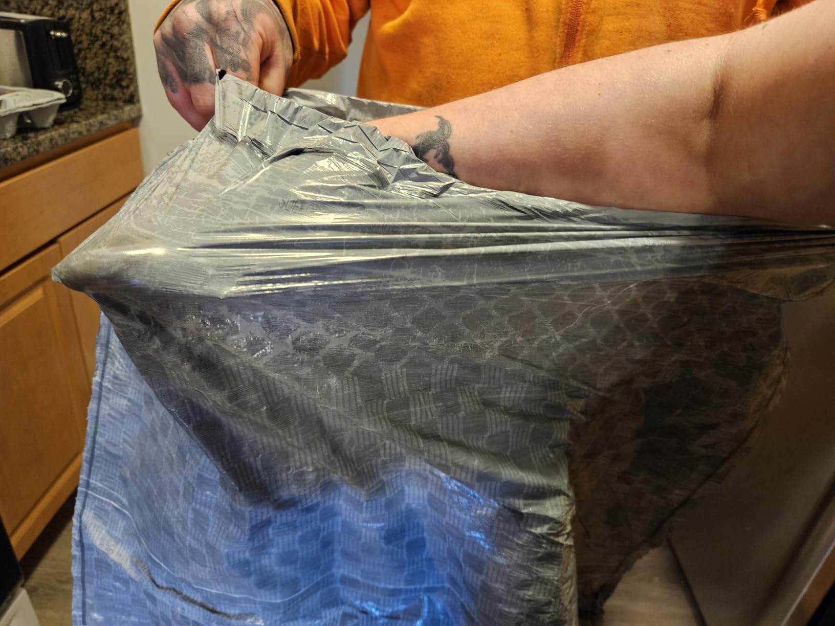 Glad Tall Kitchen Drawstring Trash Bags - Odorshield 13 Gallon White Trash Bag, Febreze Fresh Clean, 110 Count customer photo 2