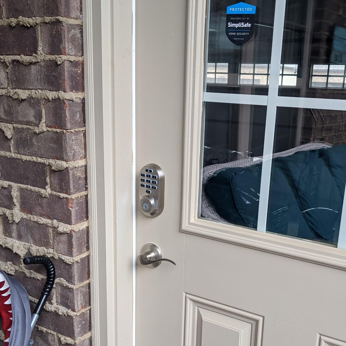 Kwikset Halo Wi-Fi Smart Lock, Keypad Keyless Entry Door Deadbolt customer photo 1