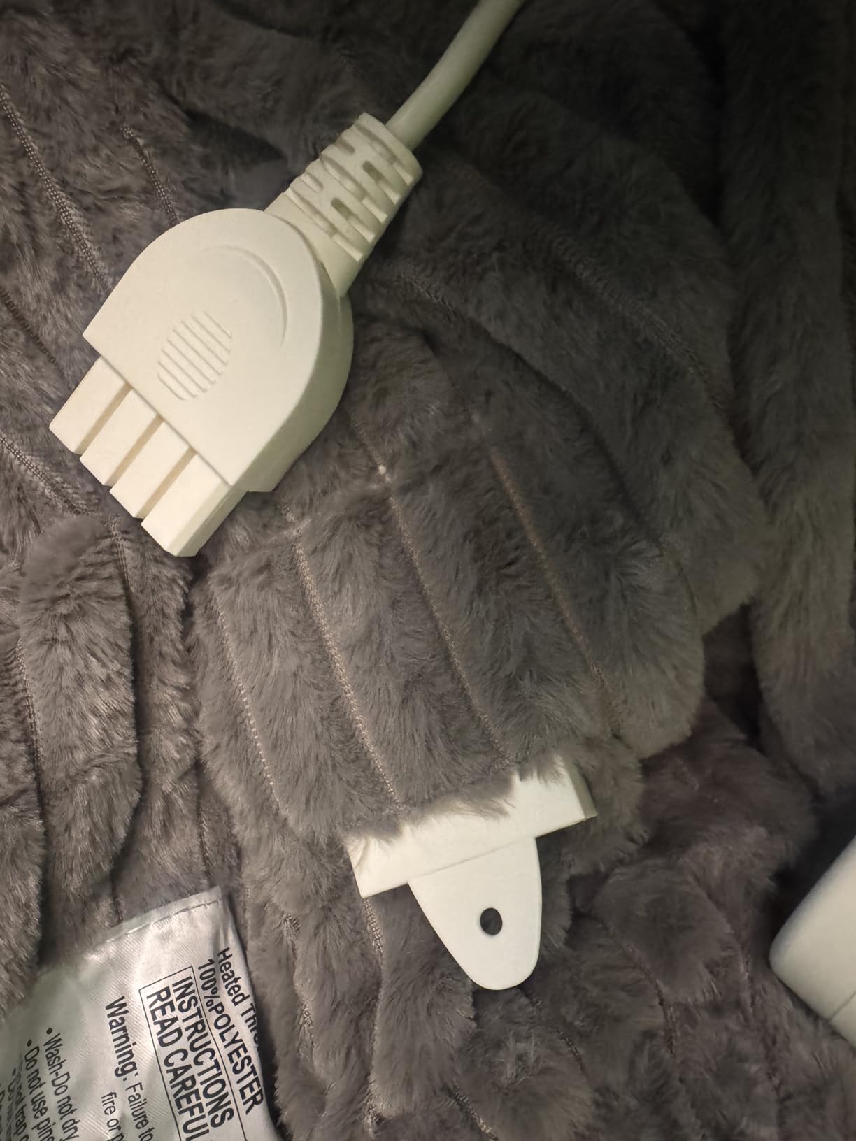 GOTCOZY Sherpa Heated Throw customer photo 2