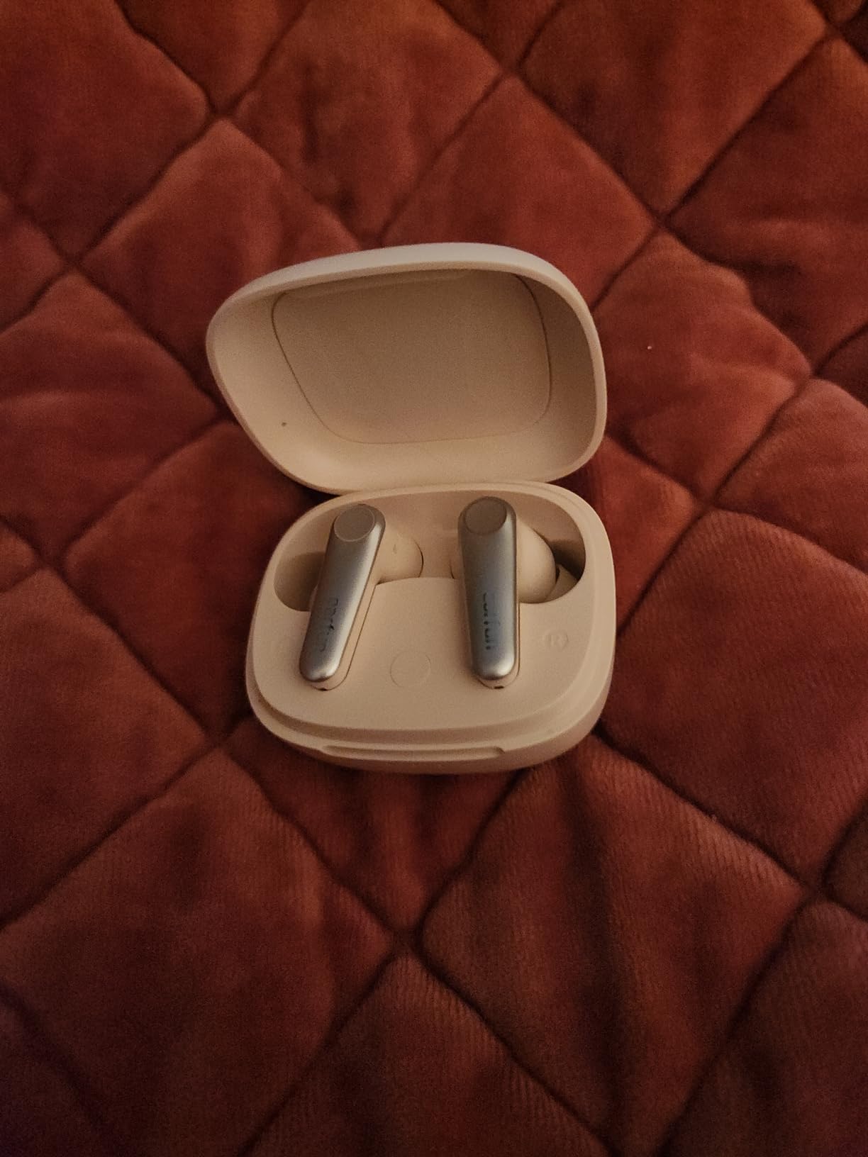 EarFun Air Pro 3 Noise Cancelling Wireless Earbuds Qualcomm® aptX™ Adaptive customer photo 2