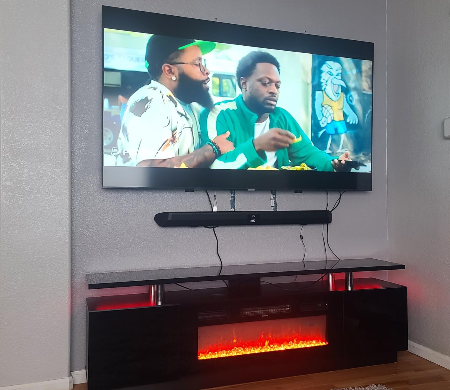 Samsung CU7000 85-Inch customer photo 1