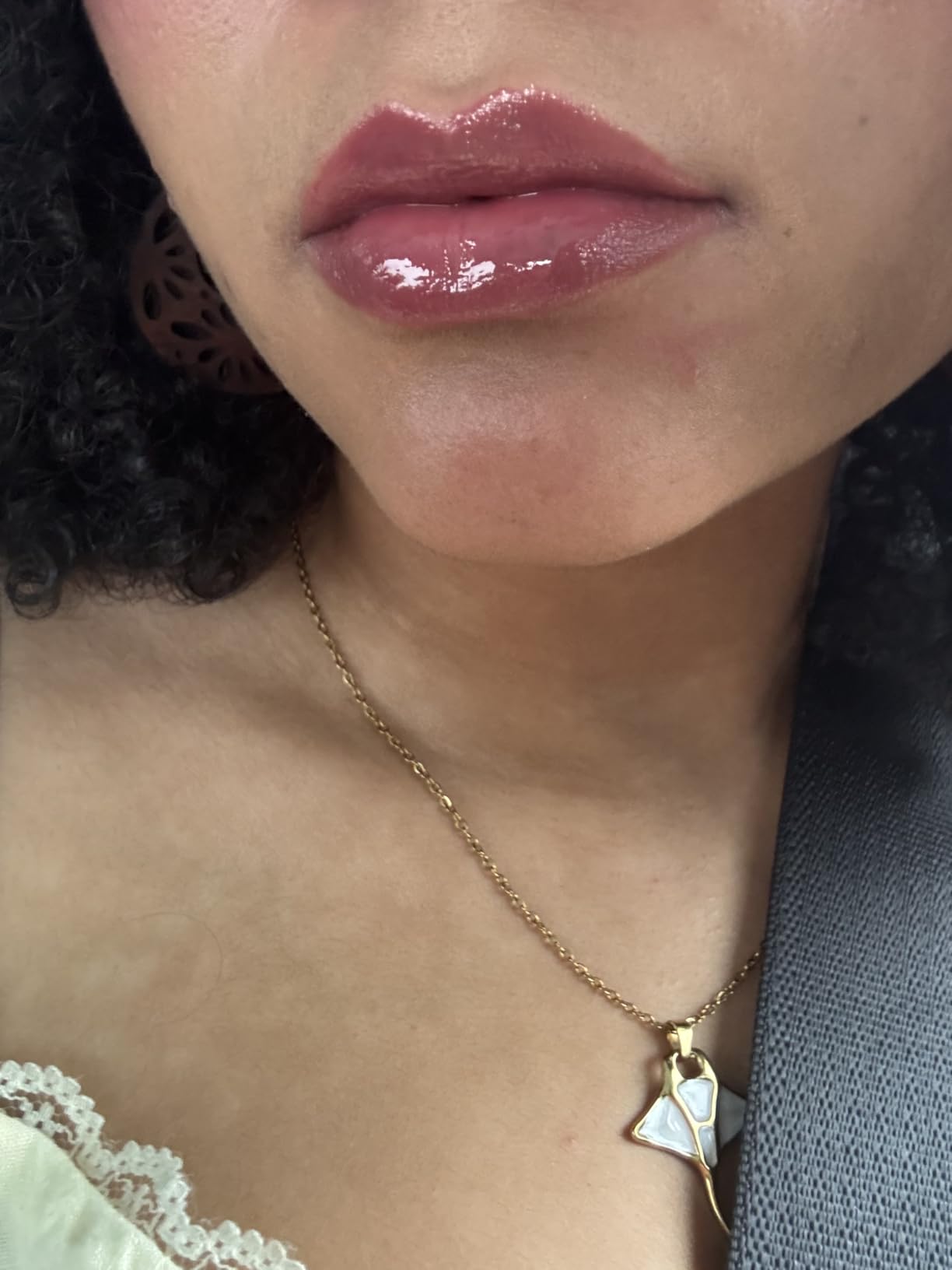 e.l.f. Cream Glide Lip Liner, Highly-Pigmented Pencil For Shaping & Sculpting Lips, Semi-Matte Finish, Vegan & Cruelty-Free customer photo 2