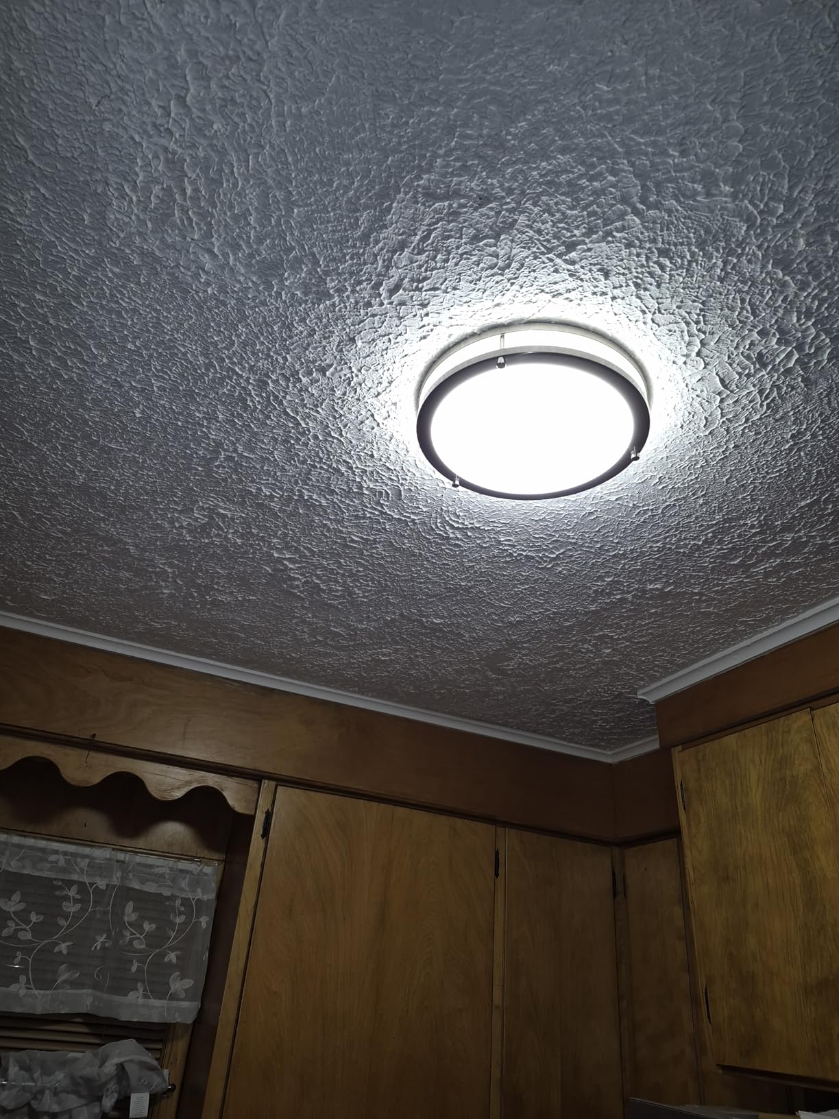Kalium LED Ceiling Light with Remote 13 Inch Flush Mount Ceiling Light Fixture, 24W 3000K-6000K Adjustable Color Temperature, Dimmable Lighting Fixtures for Kitchen Bedroom Hardwired Installation customer photo 1