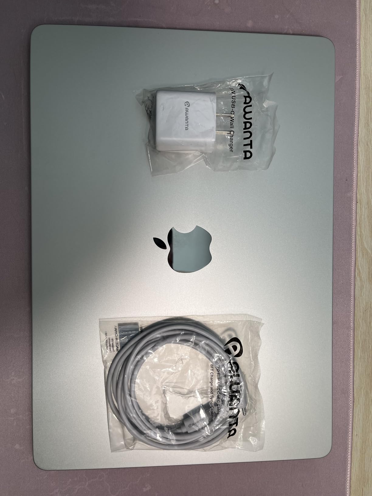 MacBook Air M3 15-inch Renewed customer photo 1