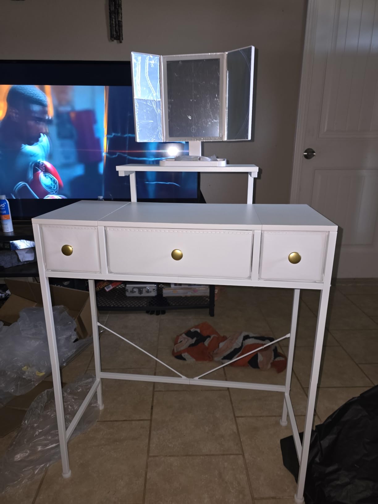 HIGDBFE Small Makeup Vanity Desk 27.5''W with Mirror and Lights, White customer photo 1