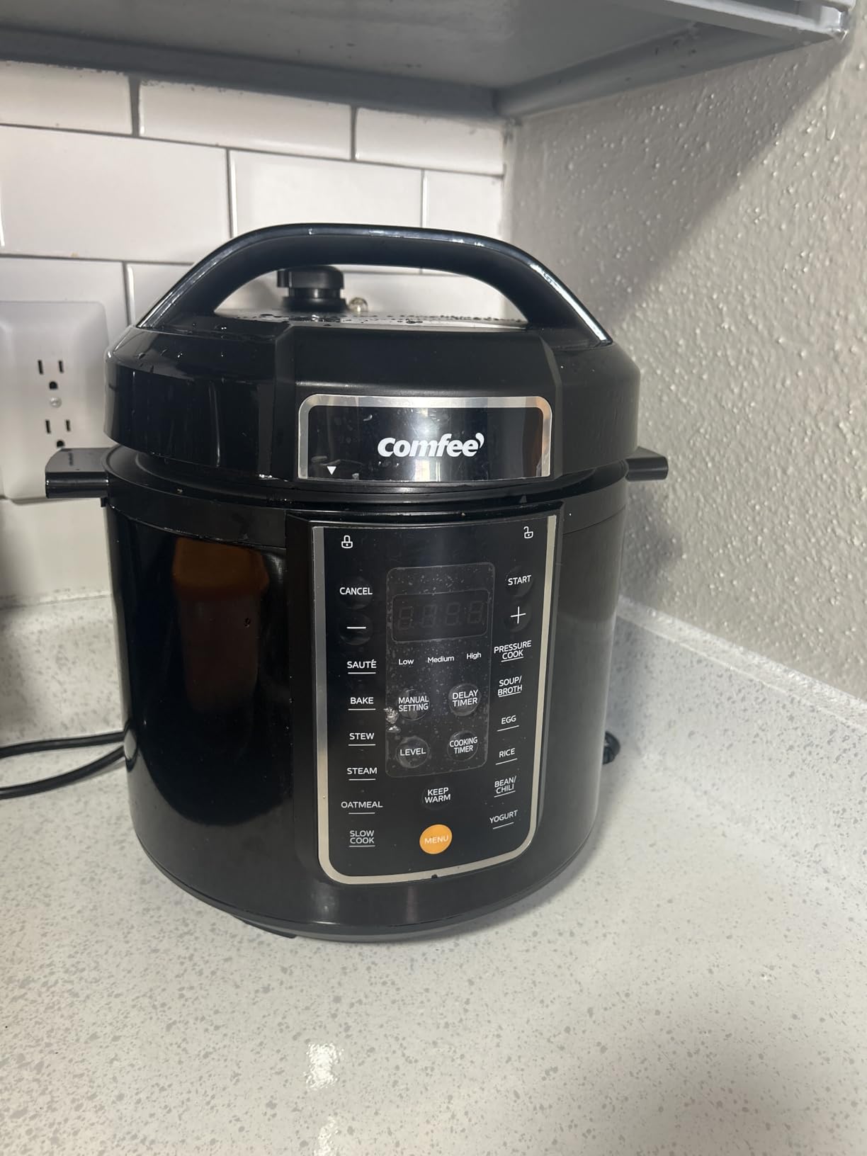 COMFEE’ 16-in-1 Electric Pressure Cooker with Non-Stick Pot for Yogurt, Rice, Slow Cooking, Steaming, and More, 8 Quarts customer photo 2
