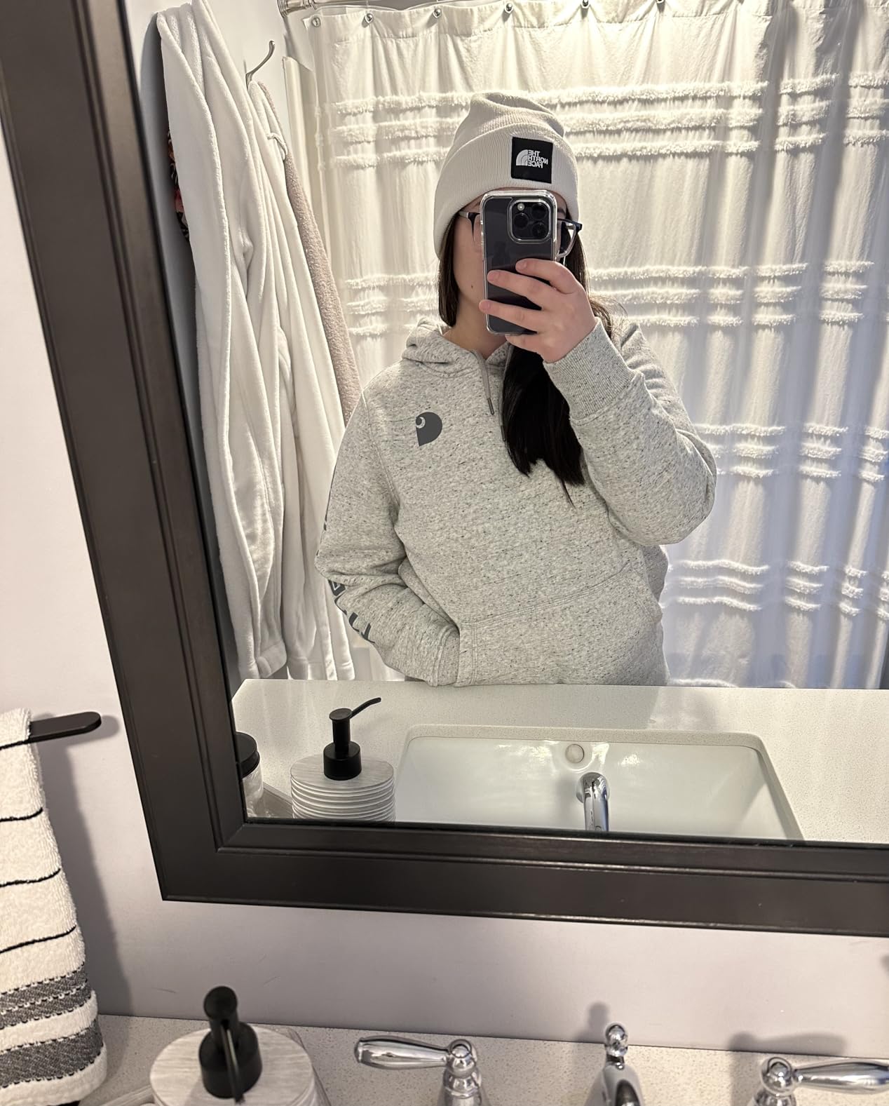 Carhartt Women's Iconic Clarksburg Logo Sweatshirt customer photo 2