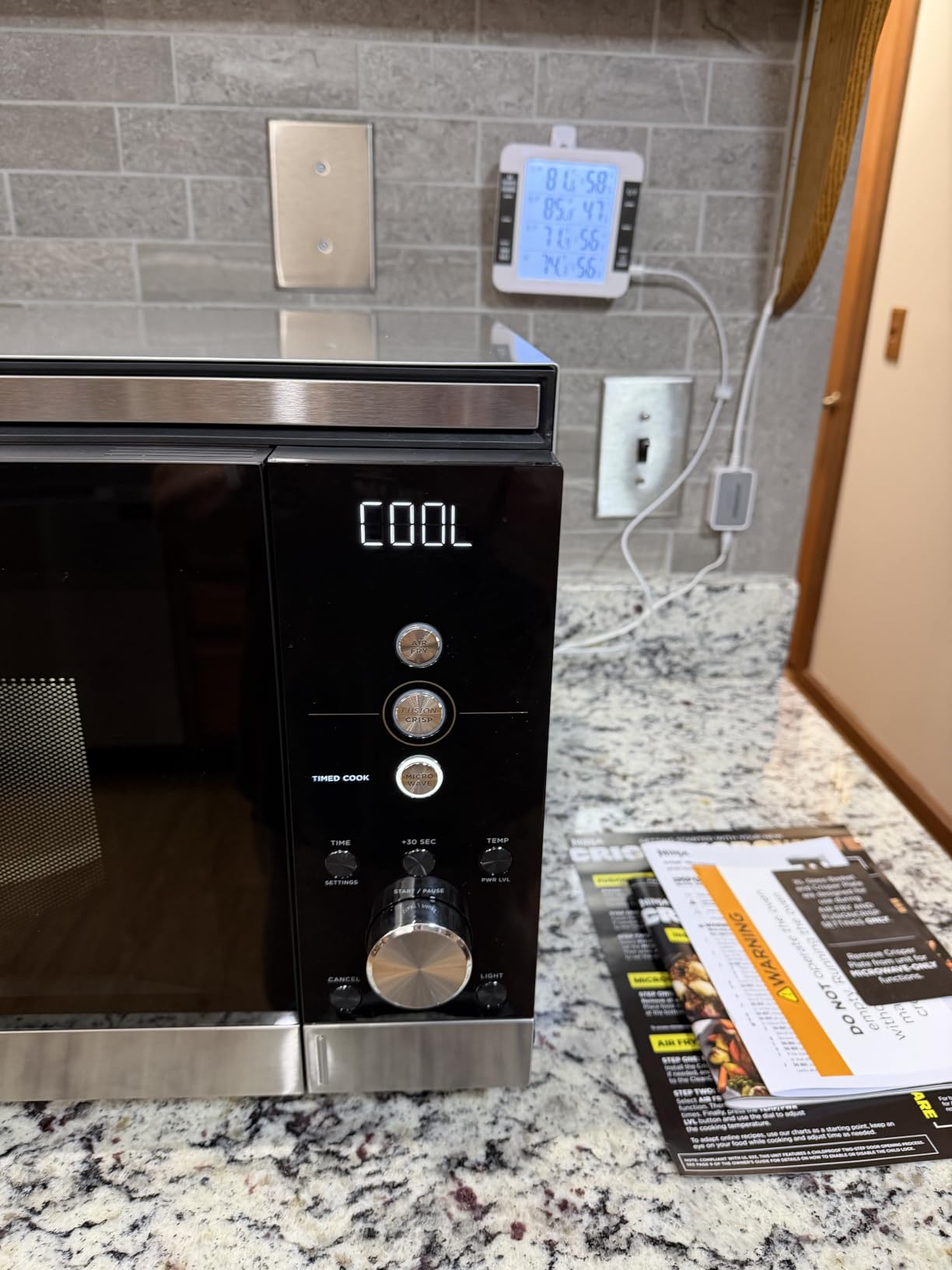 Ninja® Crispi™ Microwave & Air Fryer with FusionCrisp, Silver, MW101 customer photo 2