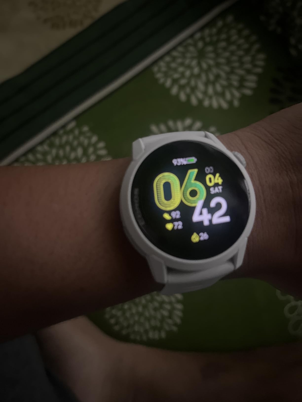 COROS PACE 4 Ultralight Sport GPS Watch (White Silicone, Standard) customer photo 1
