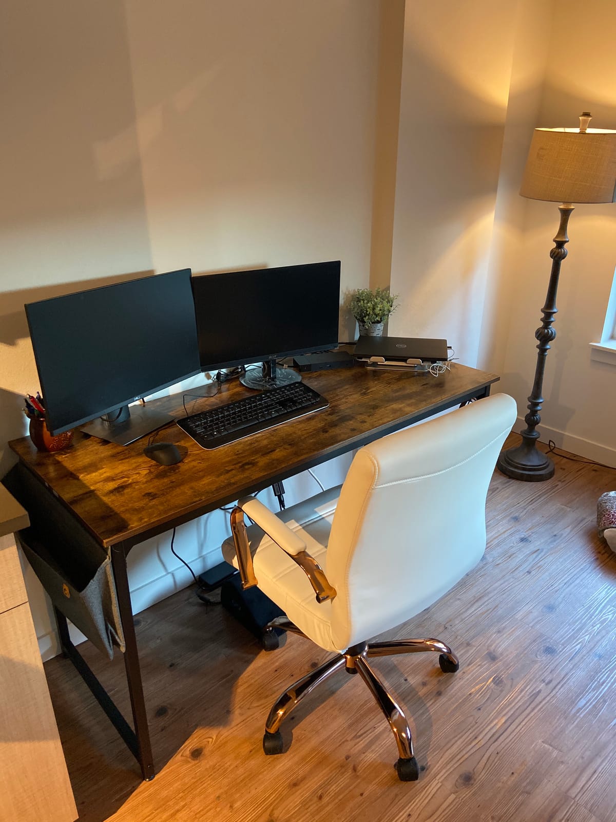 CubiCubi Electric Height Adjustable Standing Desk 48x24 Inch, Light Walnut customer photo 2