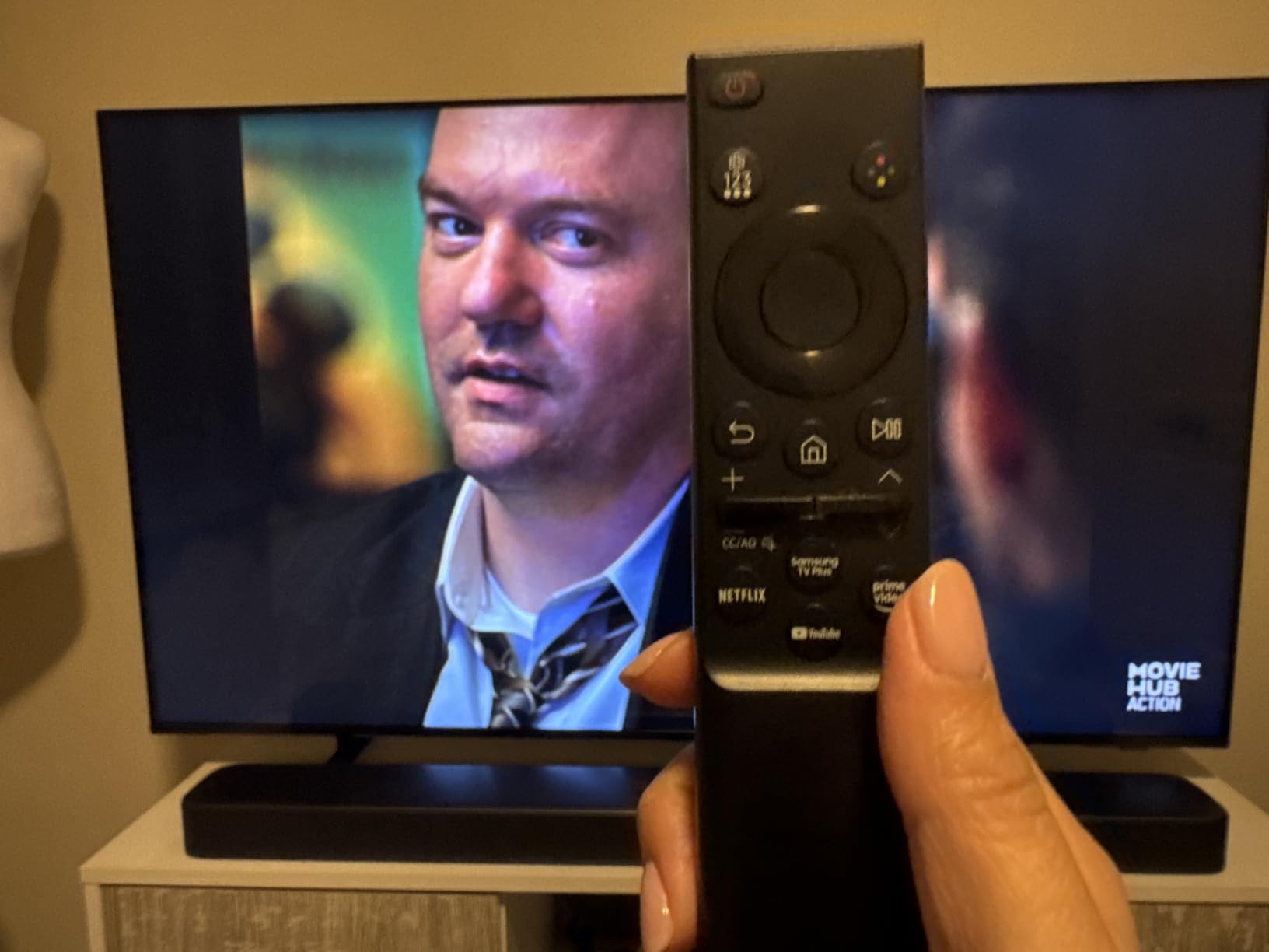 Samsung 43-inch M70H customer photo 1