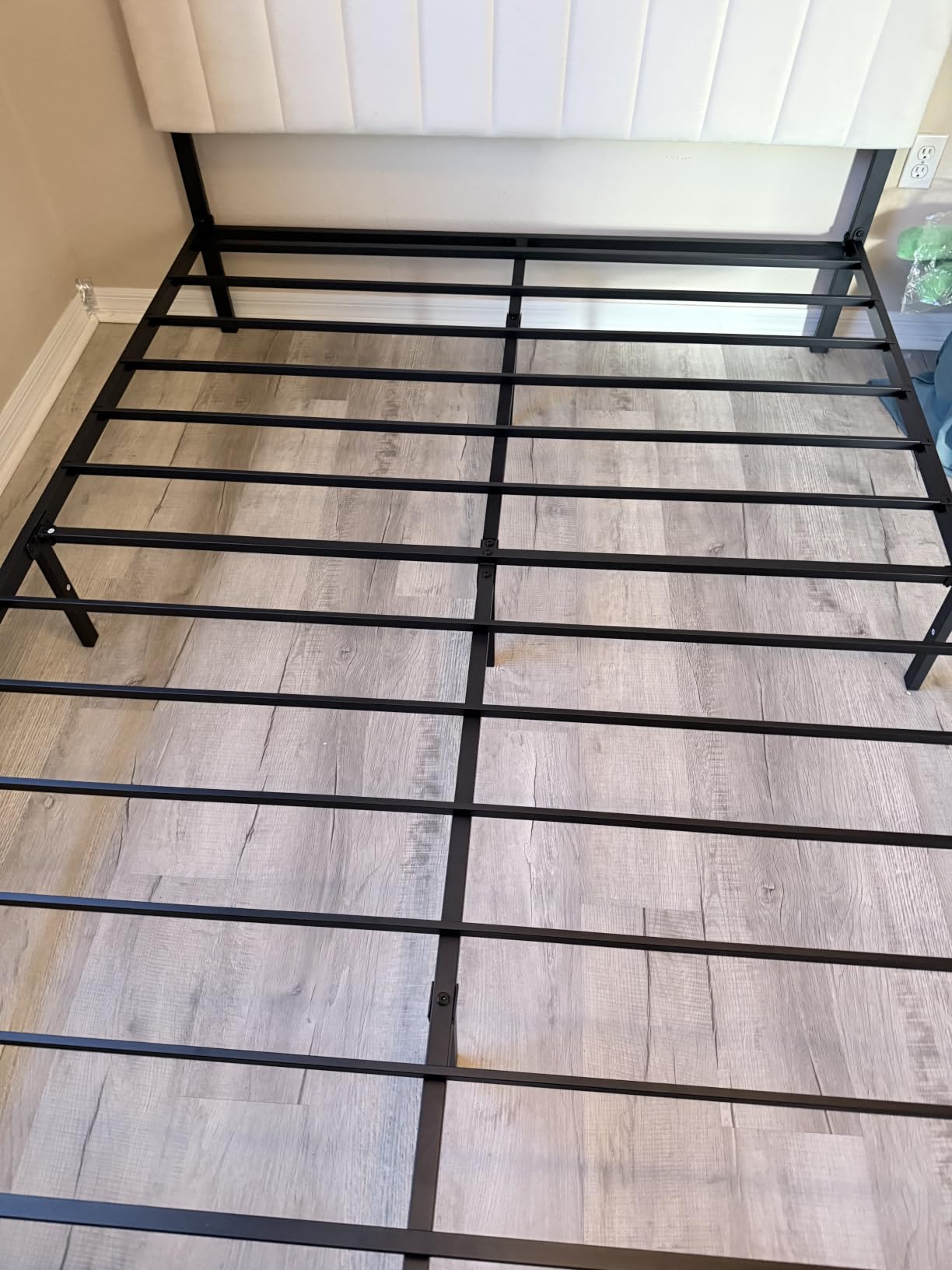 Welzona Full Size Upholstered Bed Frame with Headboard & 2 Drawers, White customer photo 1