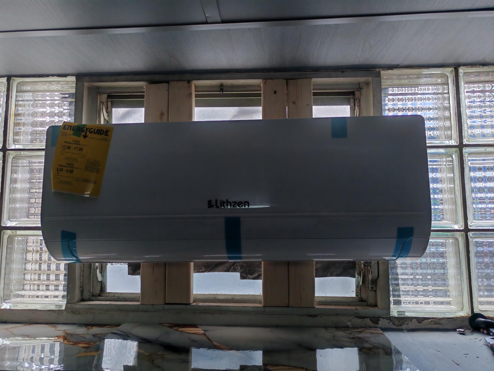 12000 BTU Mini Split AC/Heating System, 17 SEER2 115V customer photo 2