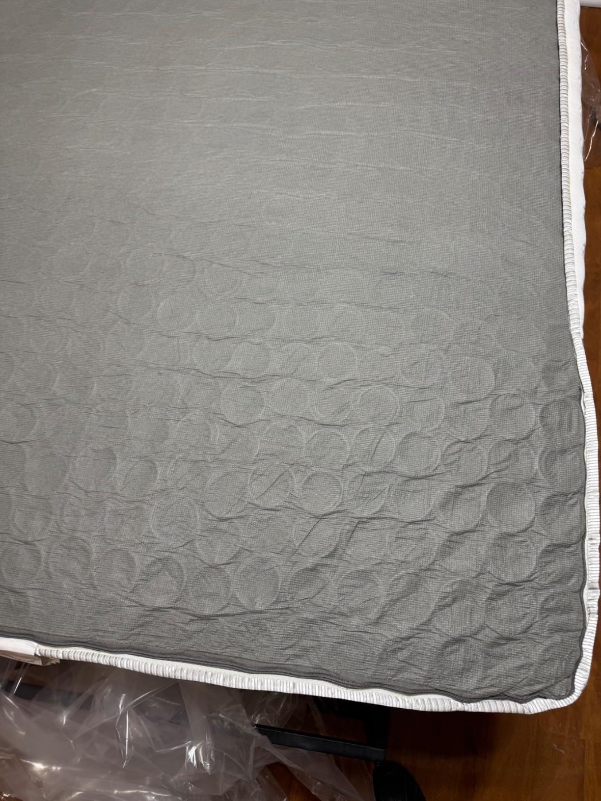 King Mattress 14 Inch Extra Firm - Lumbar & Hip Support Hybrid Mattress customer photo 2